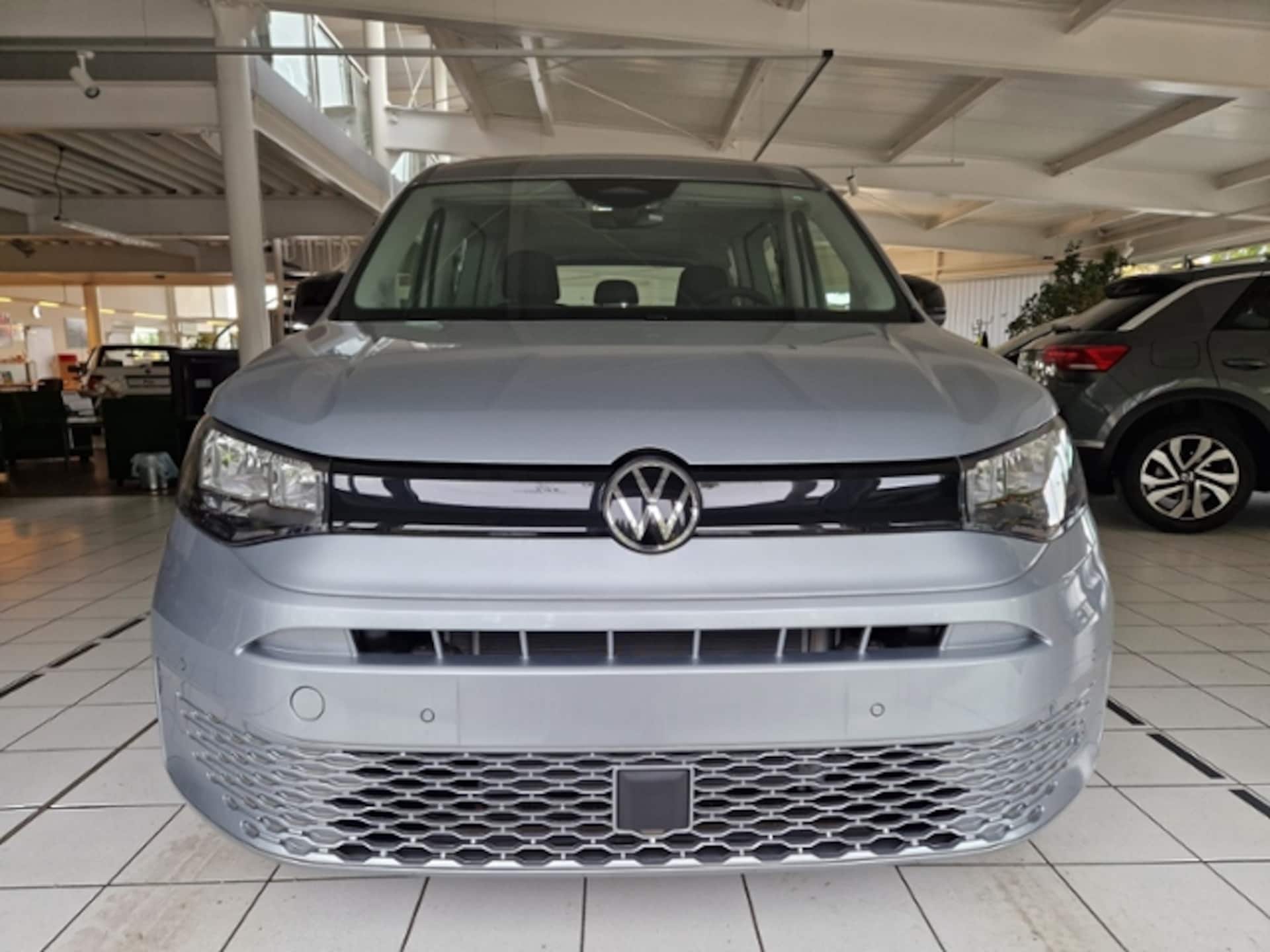 Volkswagen Caddy Maxi Basis-Modell