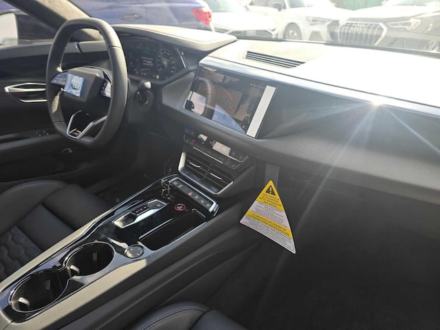 2026 Audi S e-tron GT Prestige - Photo 10