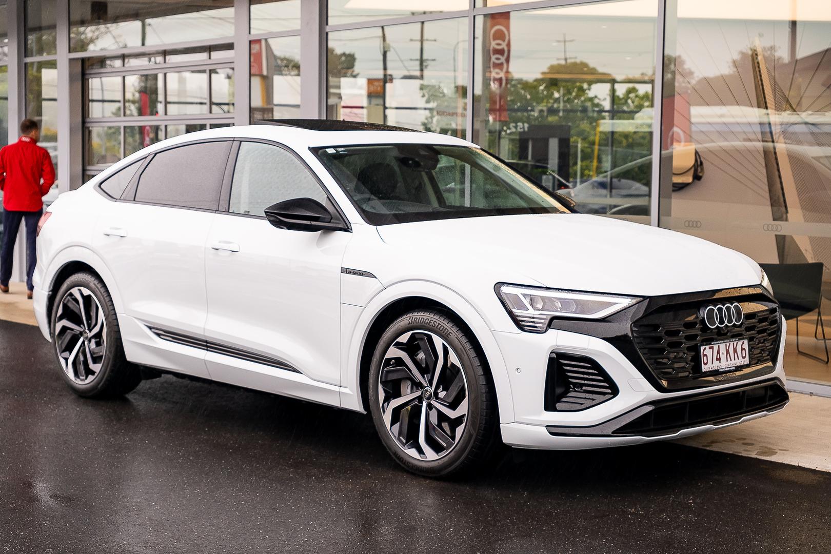Image about Audi Q8 Sportback e-tron 55 e-tron quattro S line 300,00 kW
