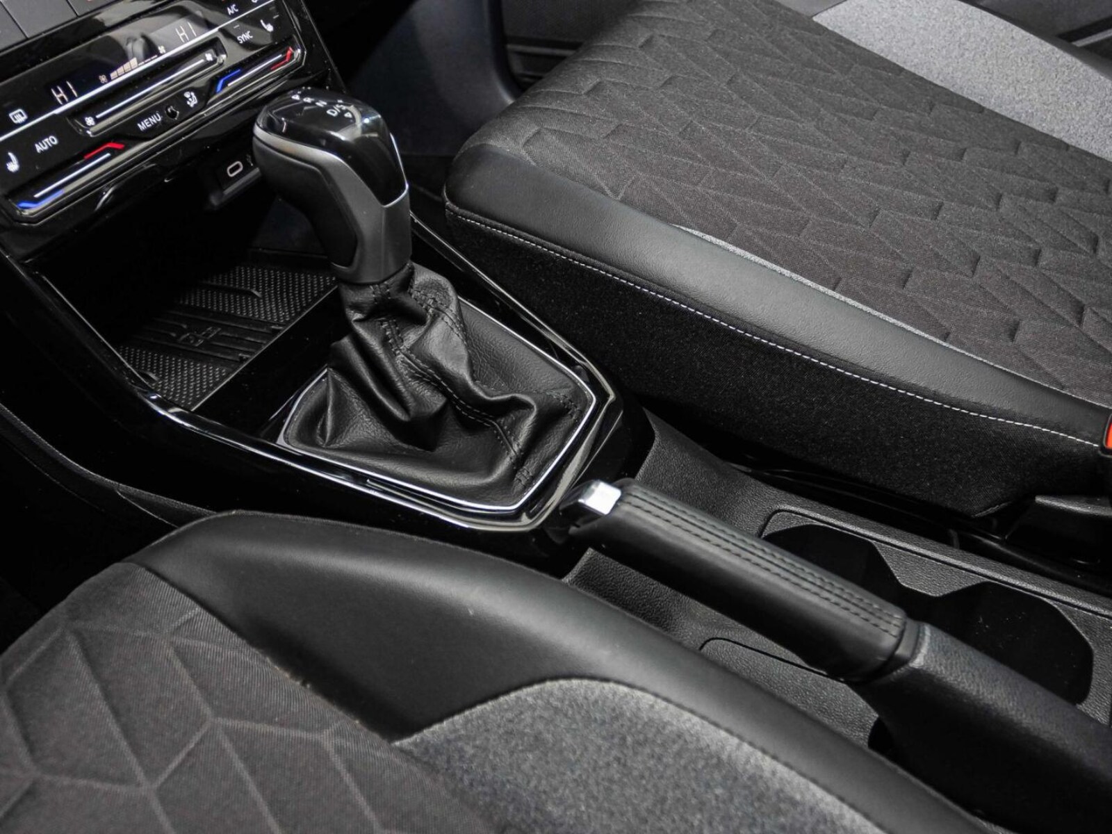 Volkswagen T-Cross – Bild 13