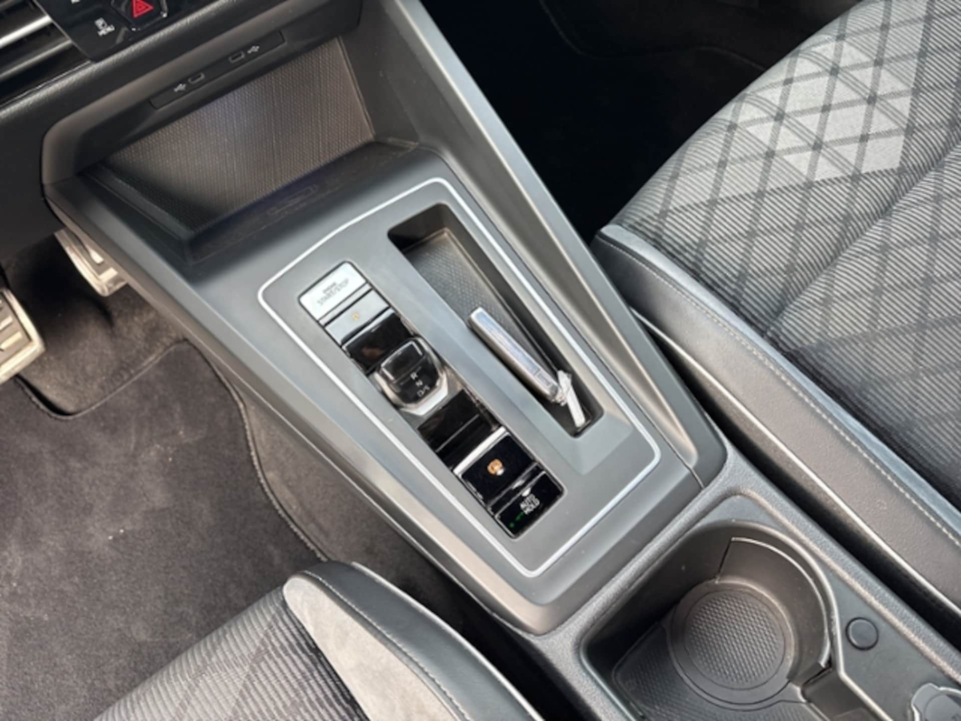 Volkswagen Golf Variant R-Line