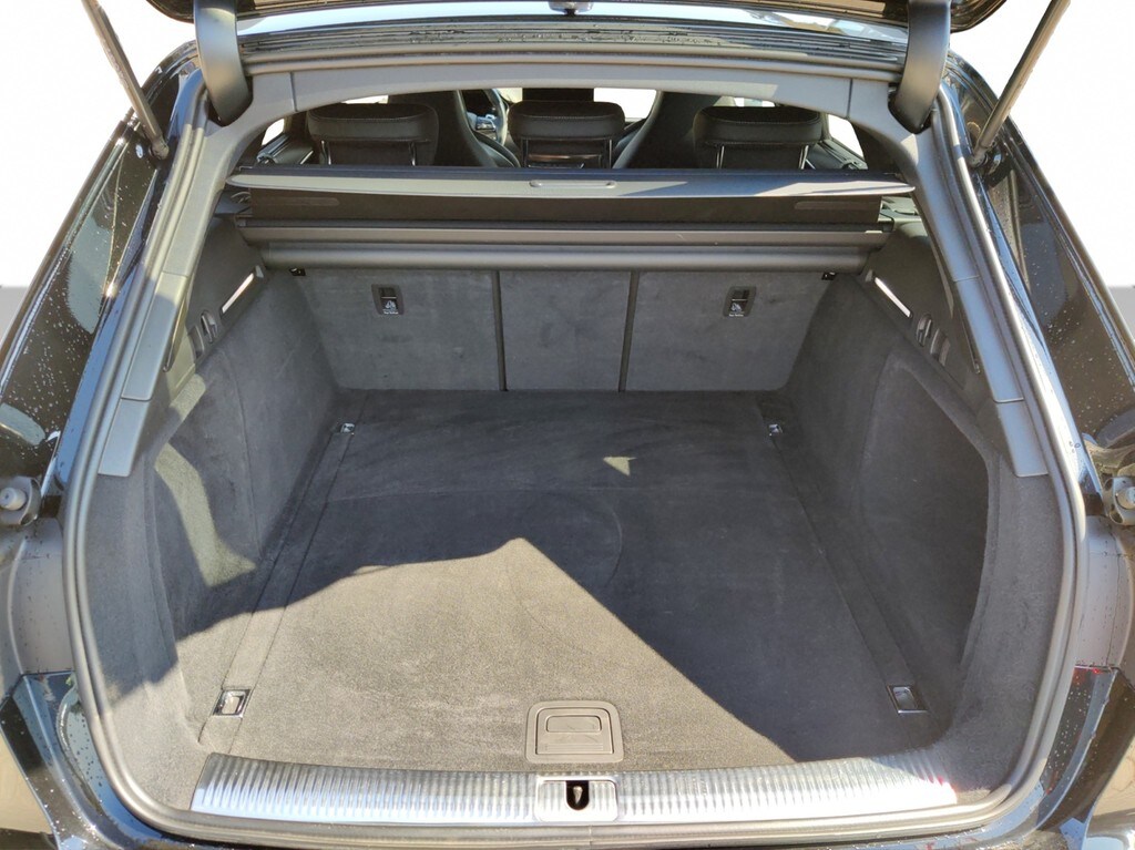 Image about Audi RS 4 Avant TFSI quattro tiptronic
