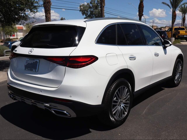 2025 Mercedes-Benz GLC 300