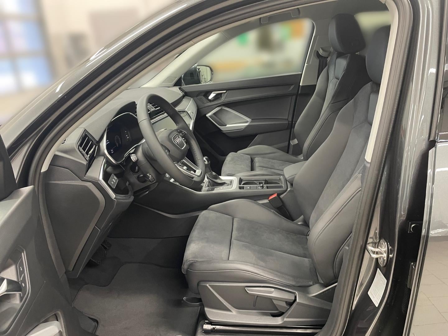 Bild über Audi Q3 Sportback S line 35 TDI S tronic - für weitere Informationen kontaktieren Sie den Audi Partner