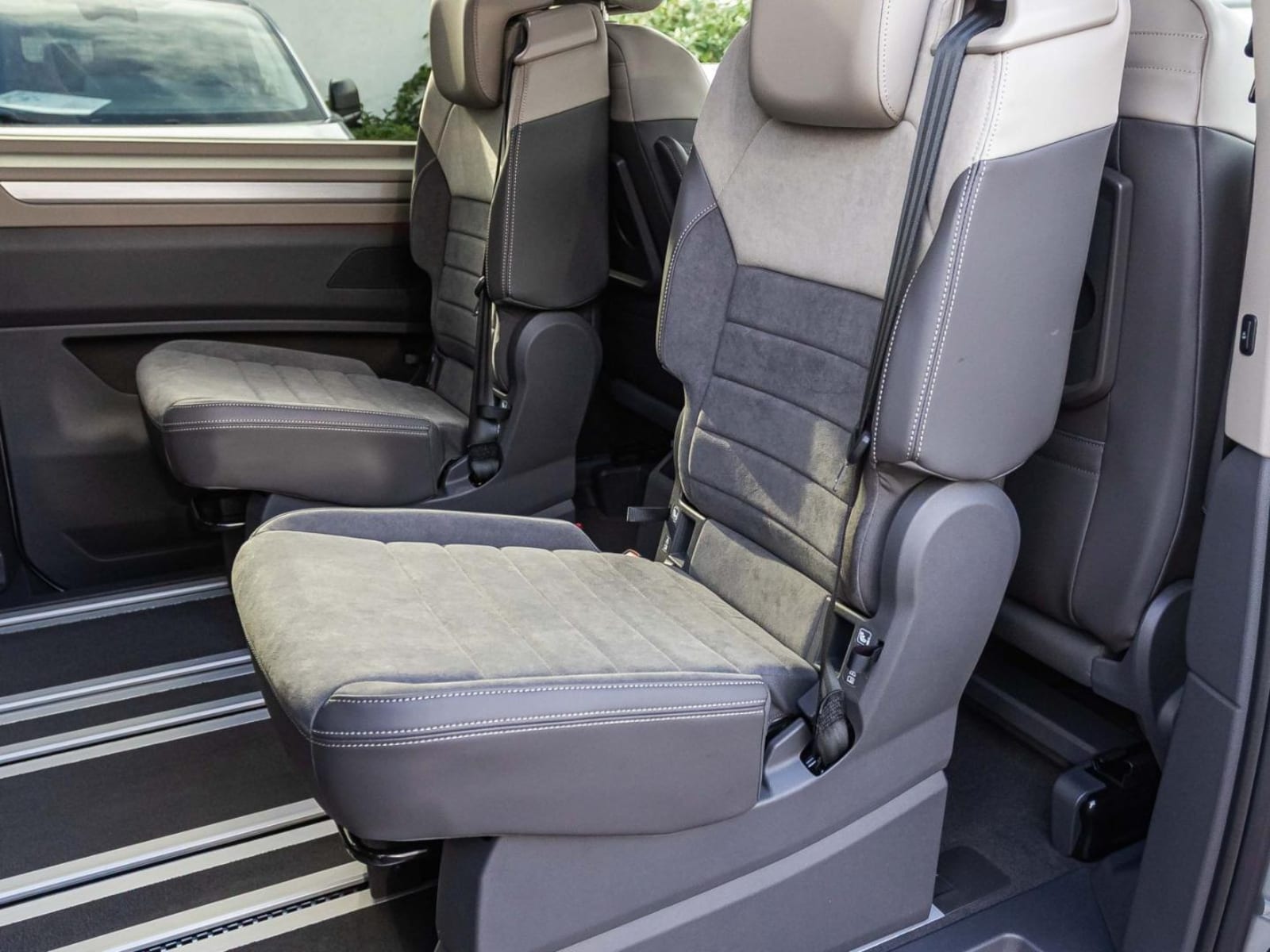 Volkswagen Multivan – Bild 20