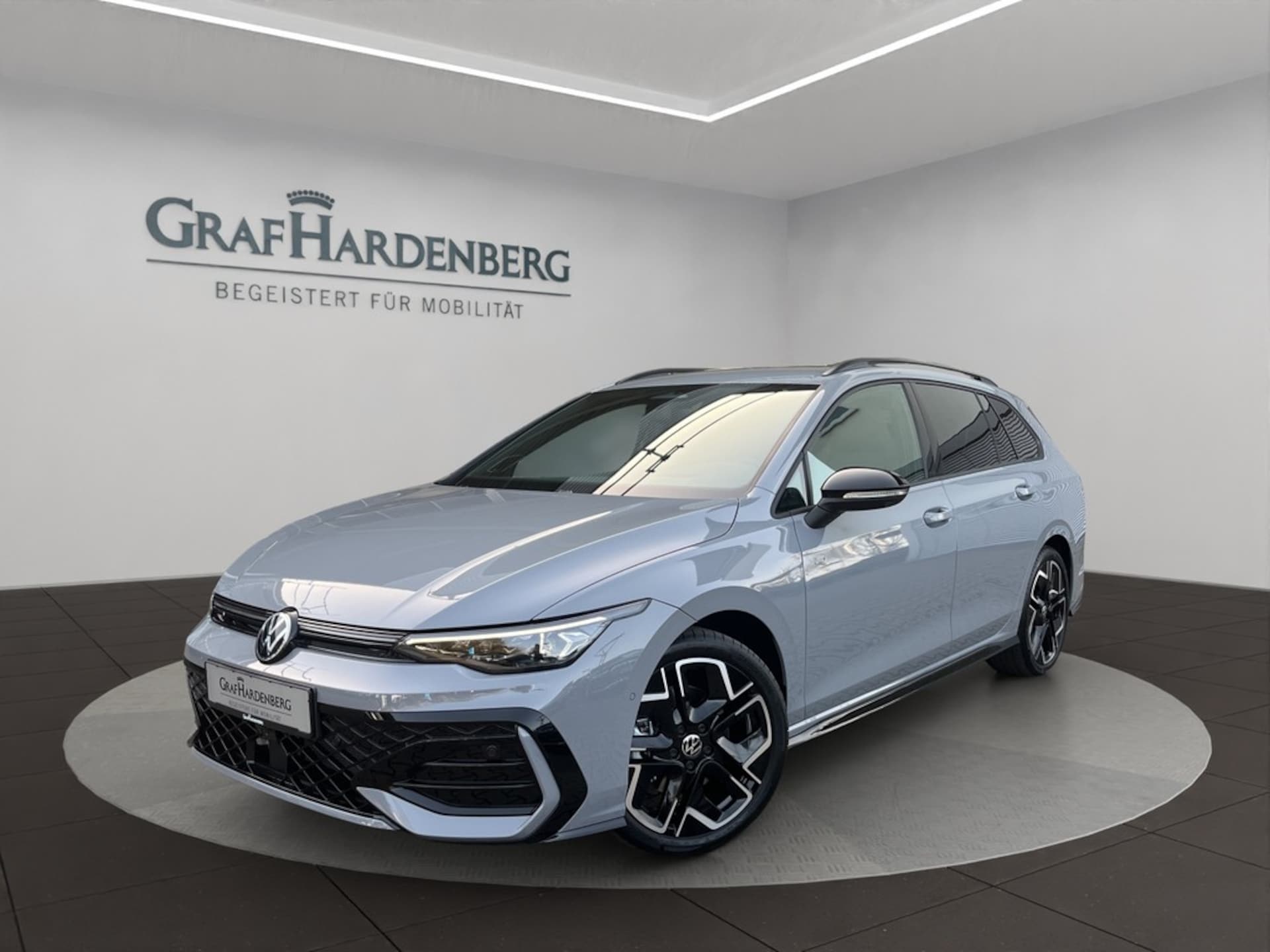 Volkswagen Golf Variant R-Line