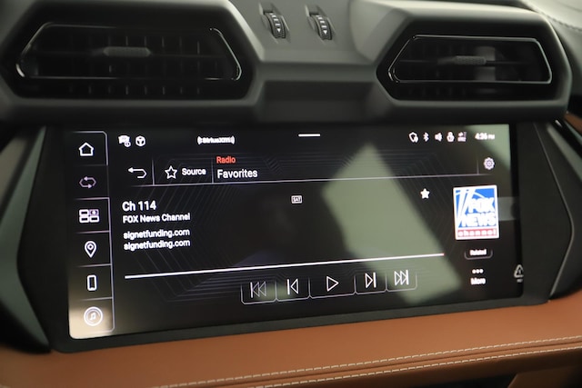 2025 Lamborghini Urus SE - Photo 31