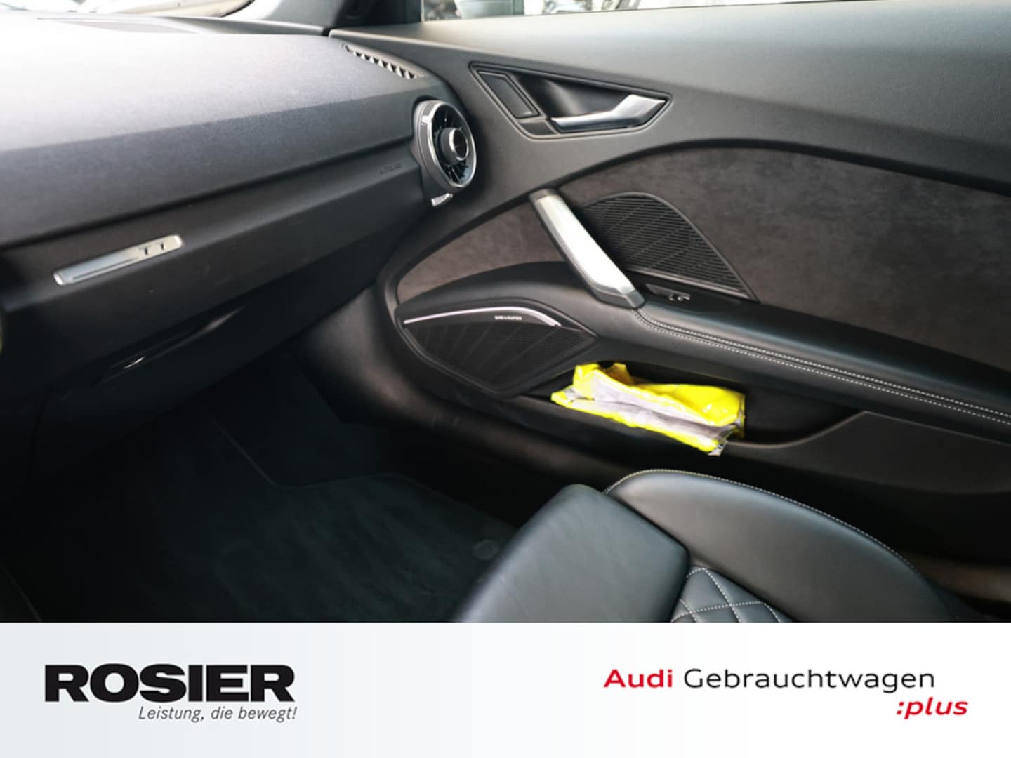 Bild über Audi TT Roadster 40 TFSI S tronic - für weitere Informationen kontaktieren Sie den Audi Partner