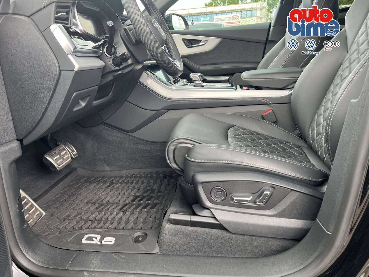 Bild über Audi Q8 SUV 50 TDI quattro tiptronic - für weitere Informationen kontaktieren Sie den Audi Partner