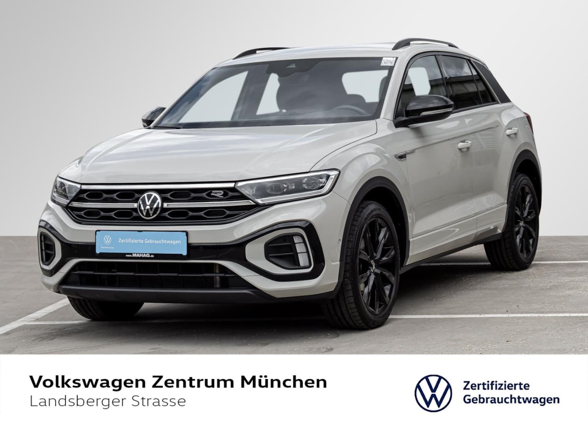Volkswagen T-Roc 2024 — T-Roc R-Line 1.0 TSI BlackStyle ACC IQ.Light IQ.Drive ParkAssist AppConnect 6-Gang
