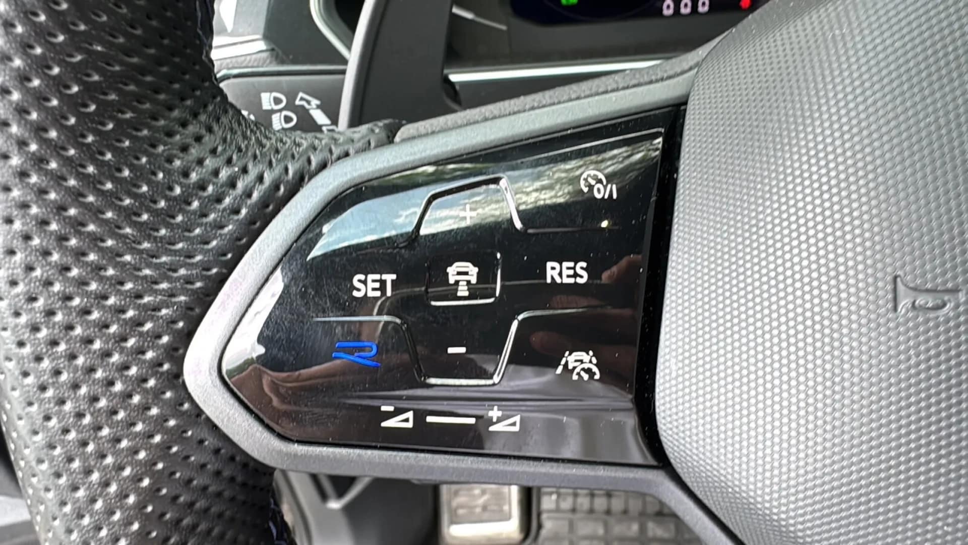 Volkswagen Tiguan R