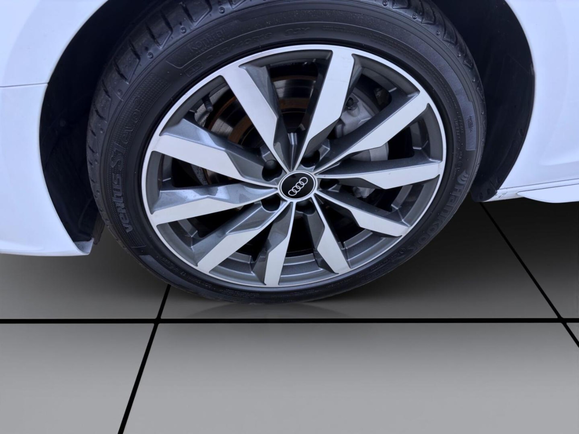 Audi A4 Avant S line
