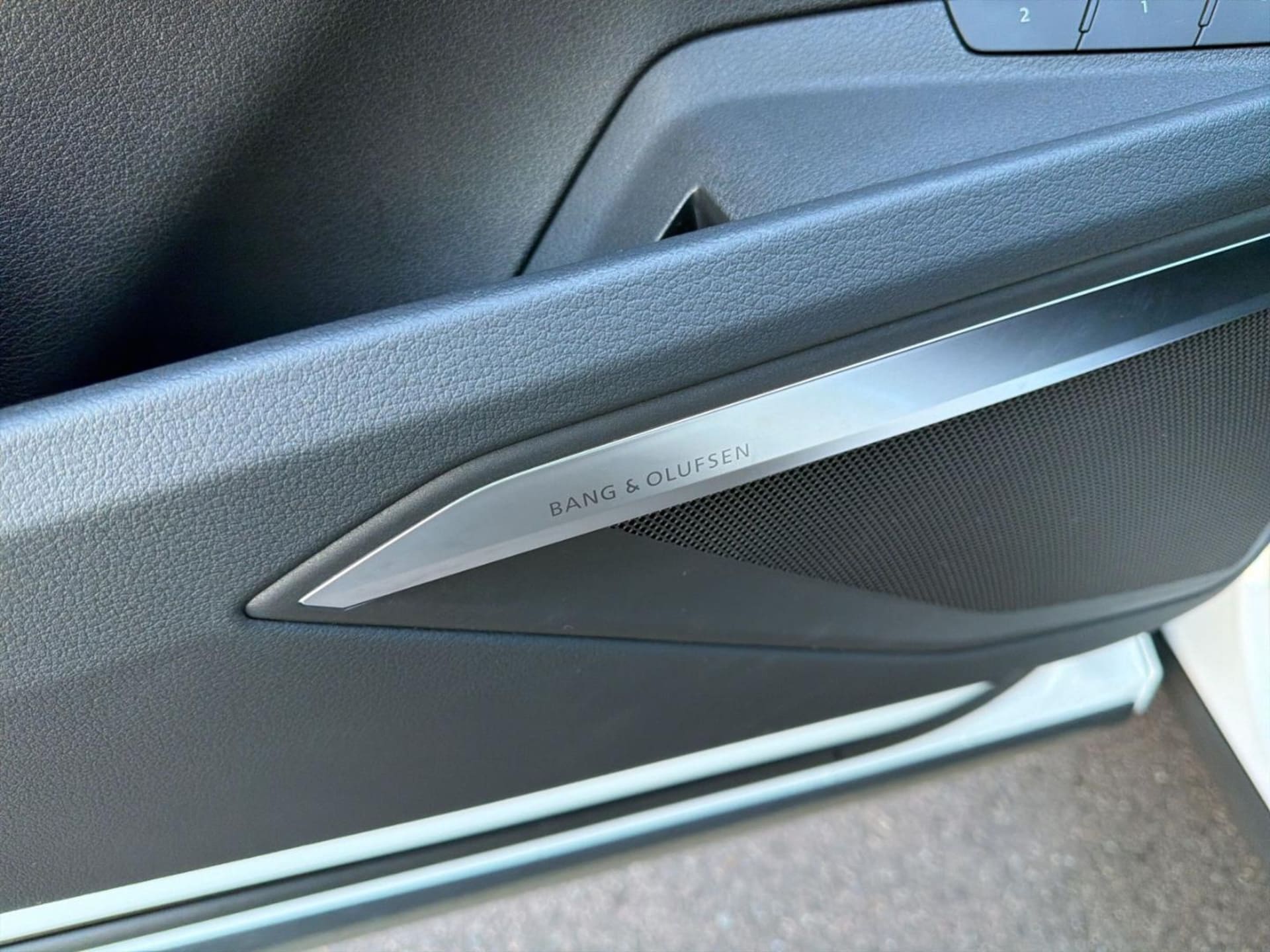 Audi e-tron S