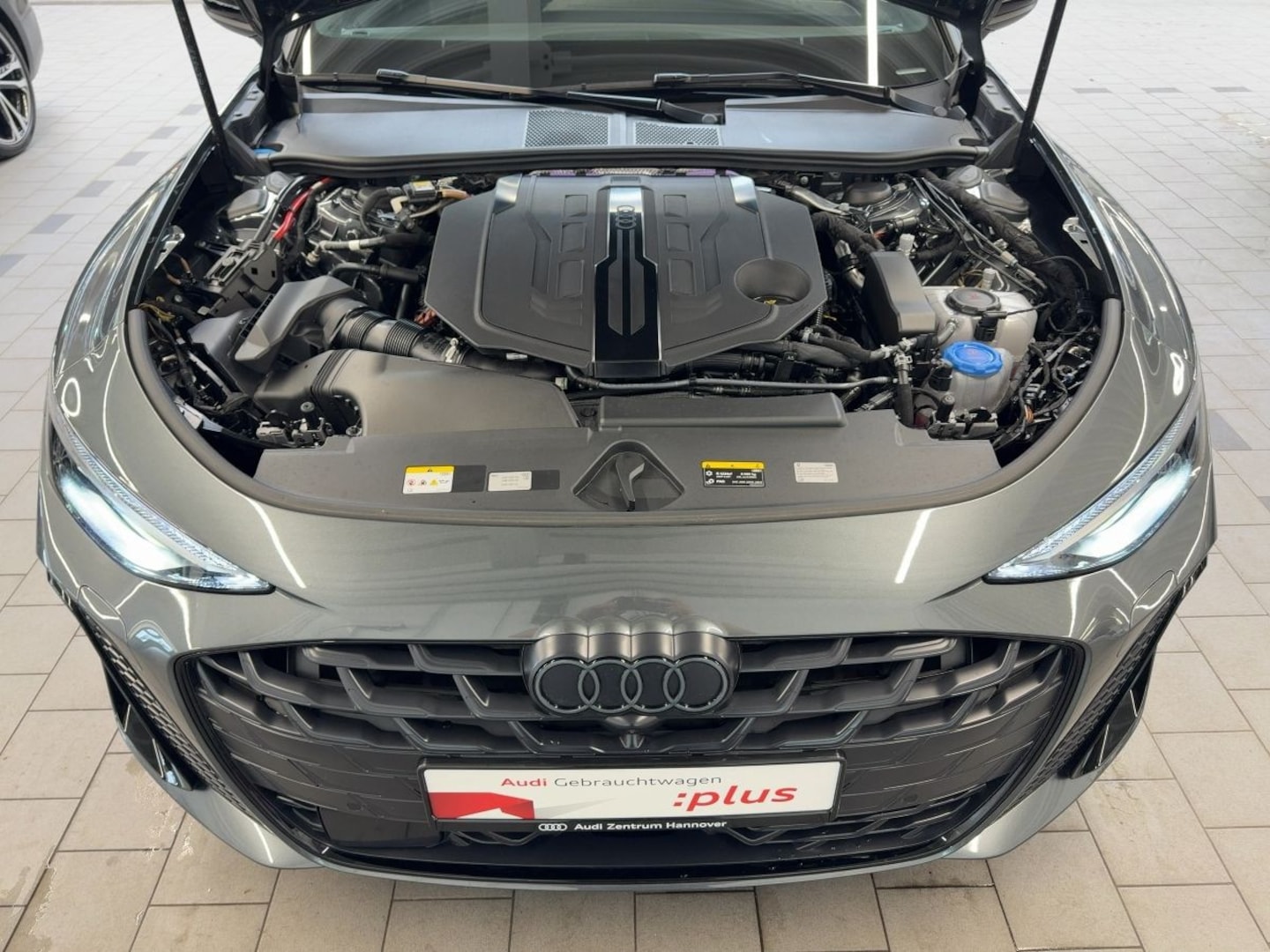 Bild über Audi A6 Avant edition one TFSI quattro 270 kW S tronic - für weitere Informationen kontaktieren Sie den Audi Partner