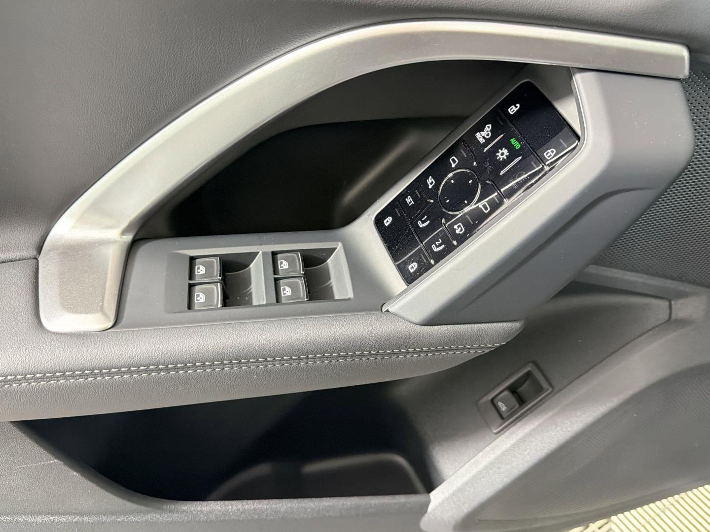 2025 Audi Q5 Premium Plus - Photo 21