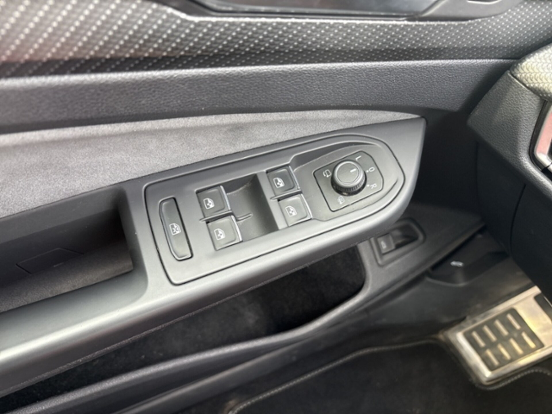 Volkswagen Golf Variant R-Line