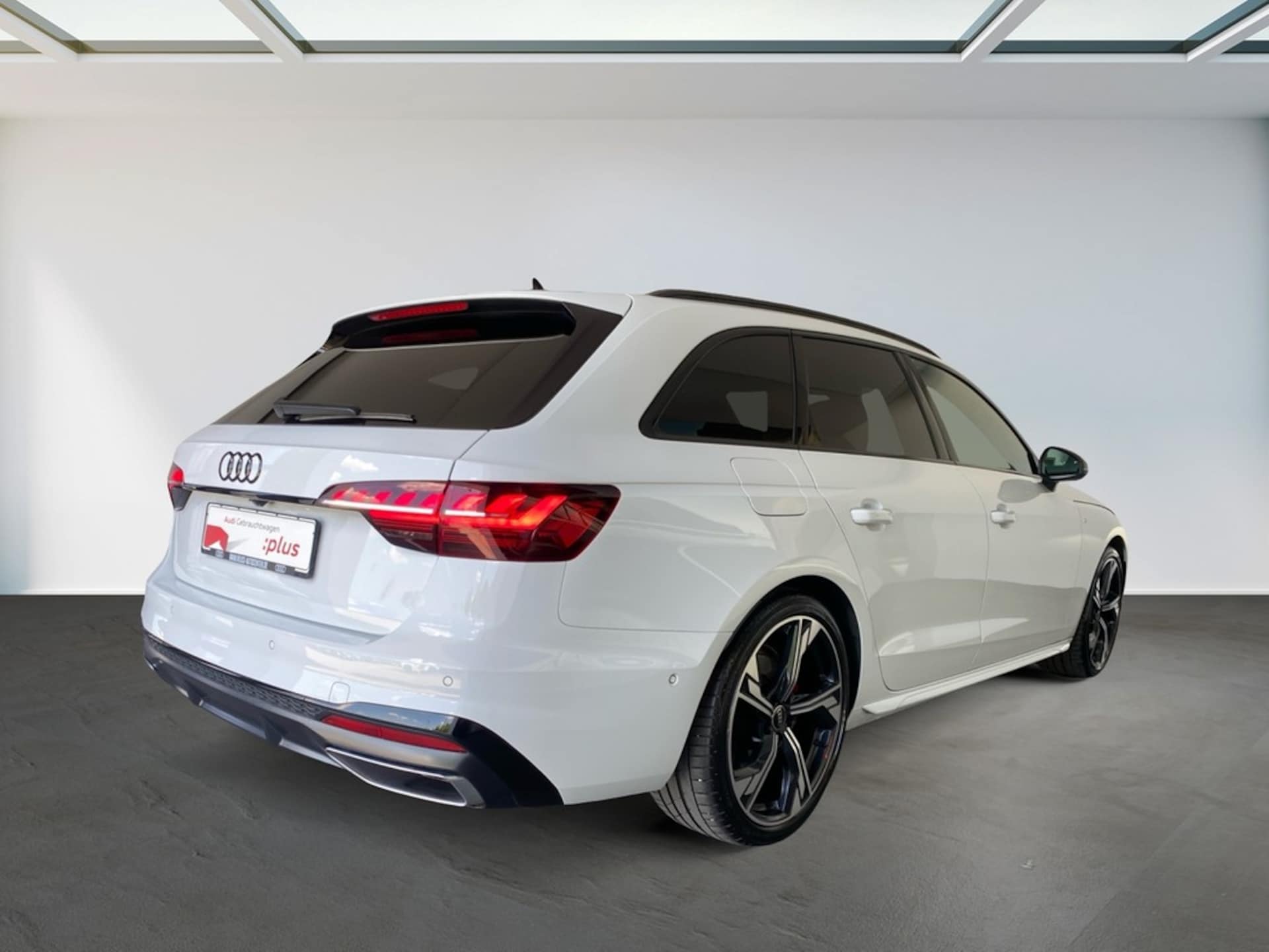 Audi A4 Avant S line