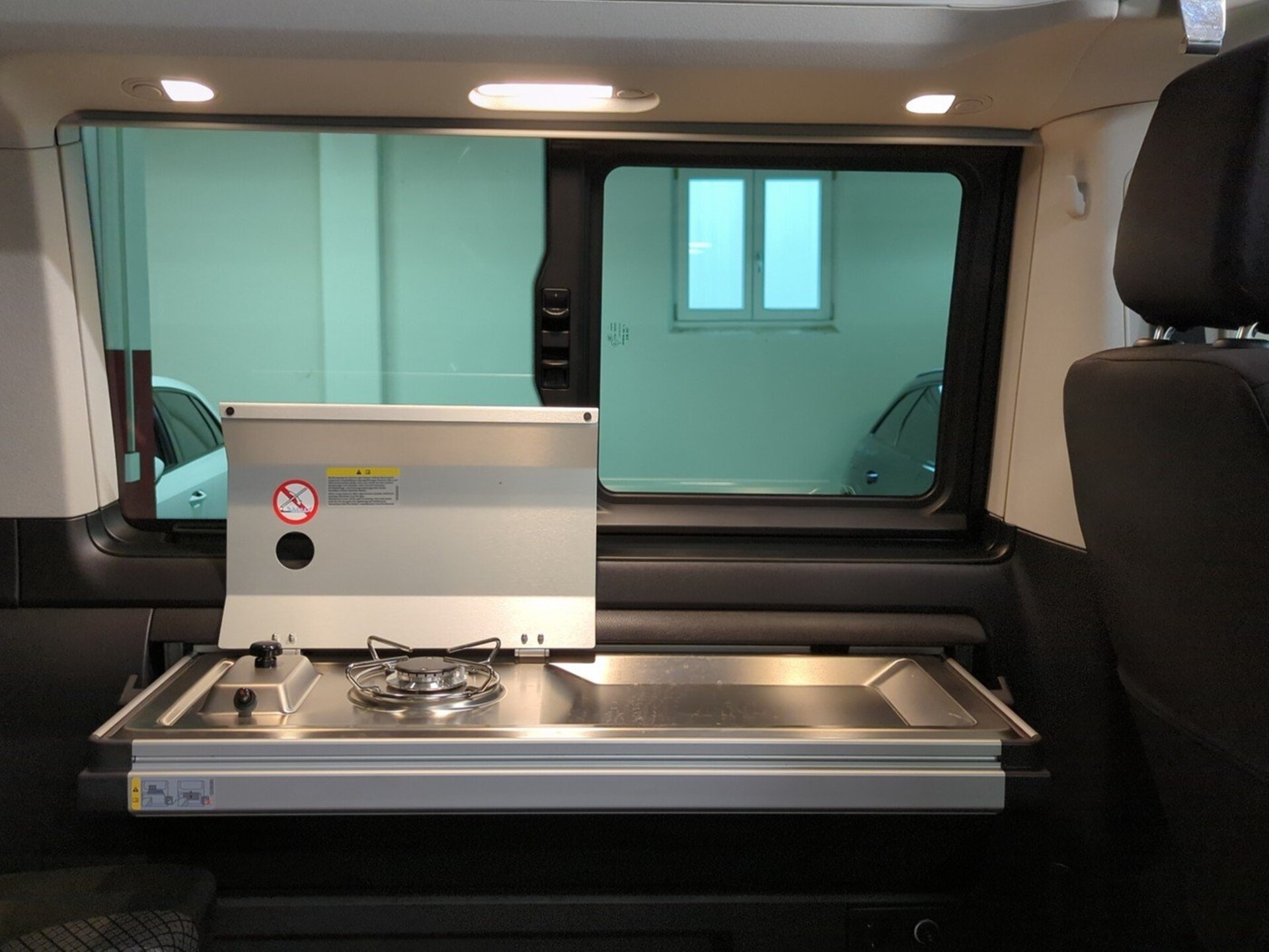 Volkswagen T6.1 California Beach