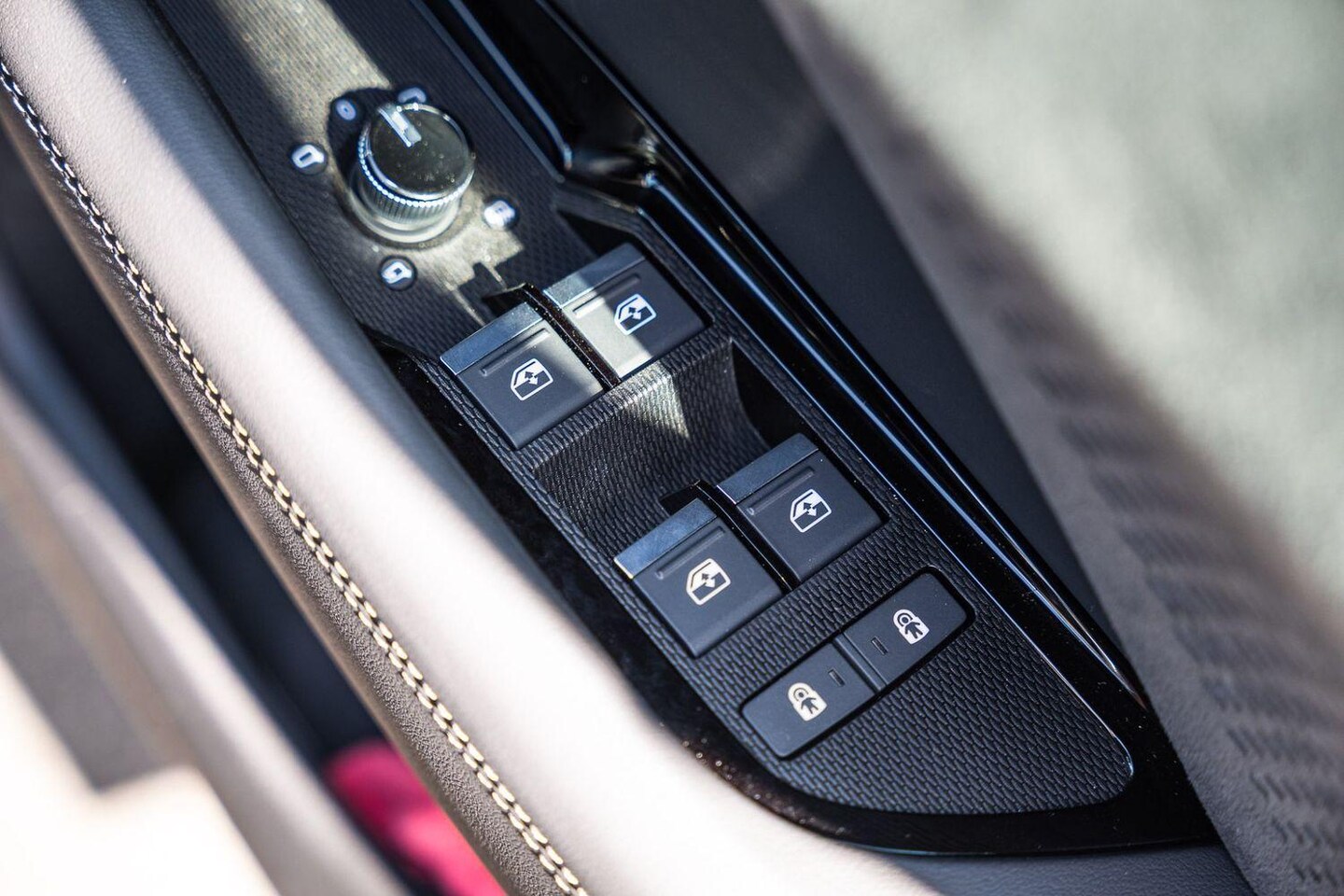Image about Audi Q3 Sportback TFSI quattro 195 kW