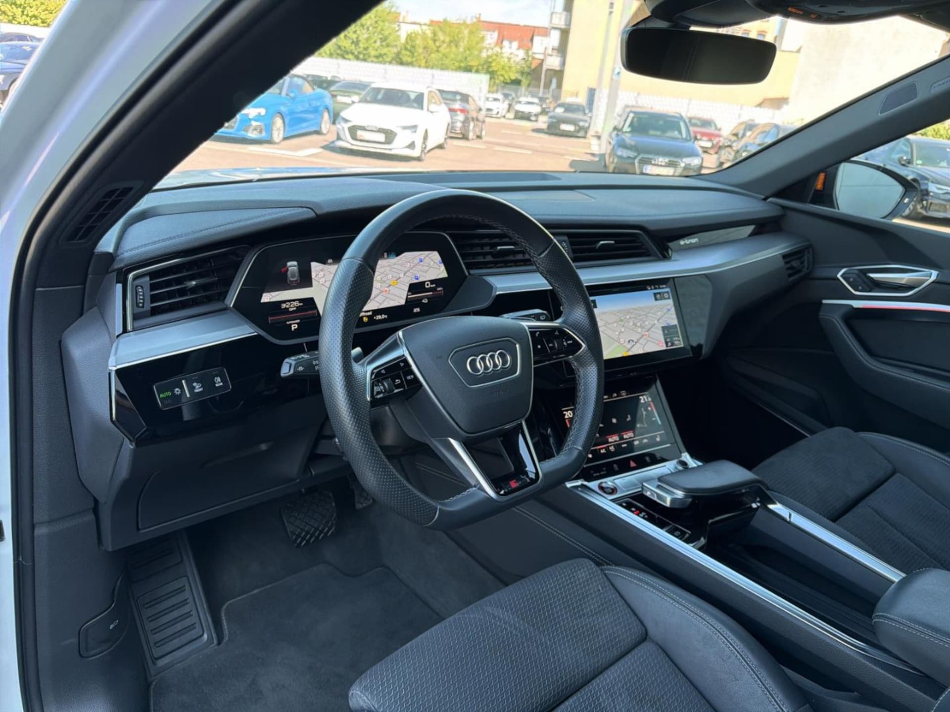 Audi e-tron S