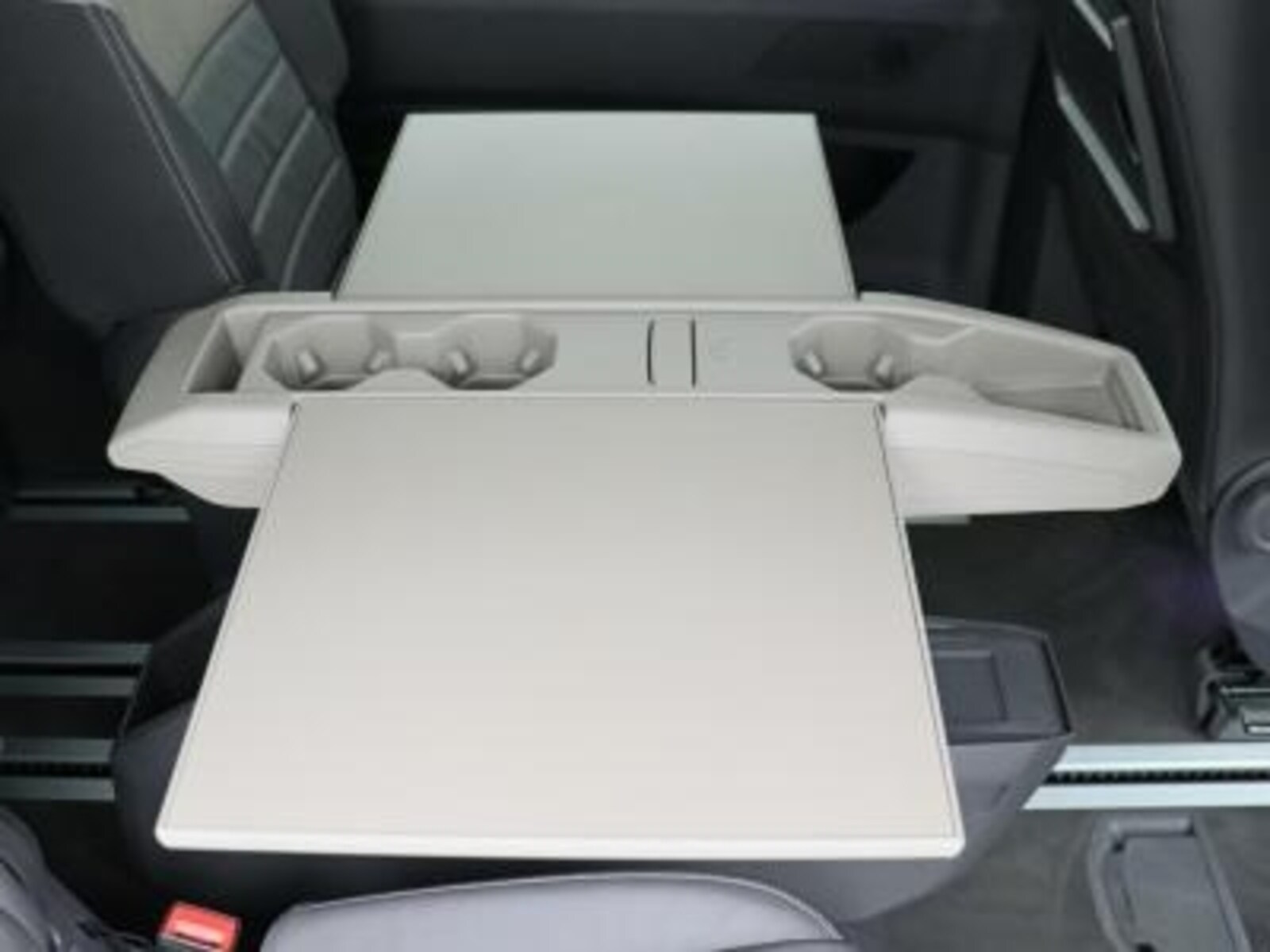 Volkswagen Multivan Langversion – Bild 11