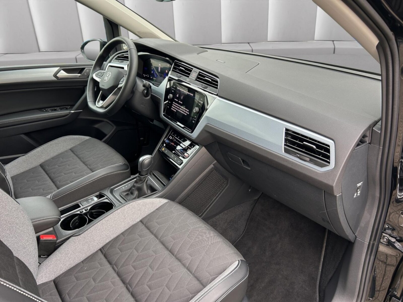 Volkswagen Touran – Bild 10