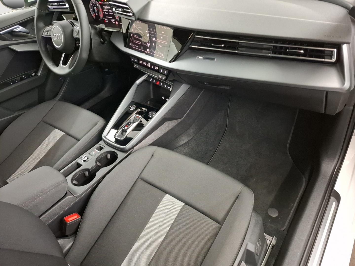 Bild über Audi A3 Sportback TDI S tronic - für weitere Informationen kontaktieren Sie den Audi Partner