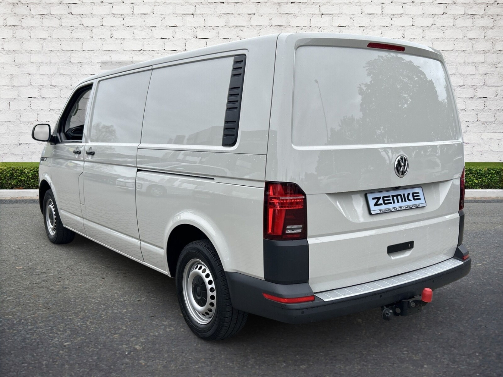 Volkswagen T6.1 Transporter Kasten langer Radstand – Bild 3