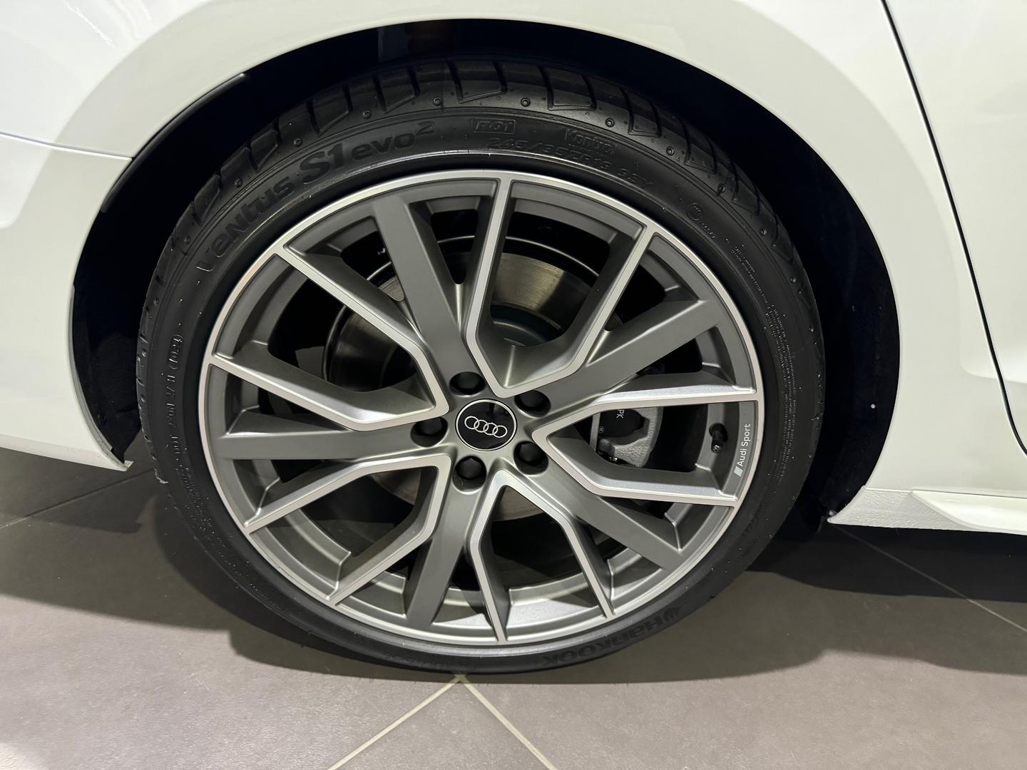 Image about Audi A4 Avant 45 TFSI quattro S line 183 kW S tronic