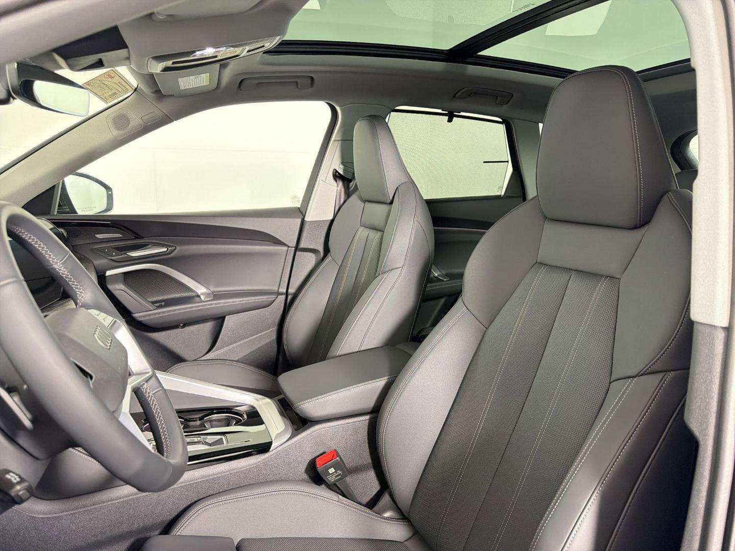 2025 Audi Q5 Premium Plus - Photo 23
