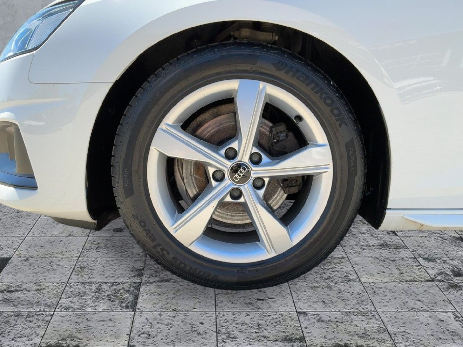 Audi A4 Avant Advanced