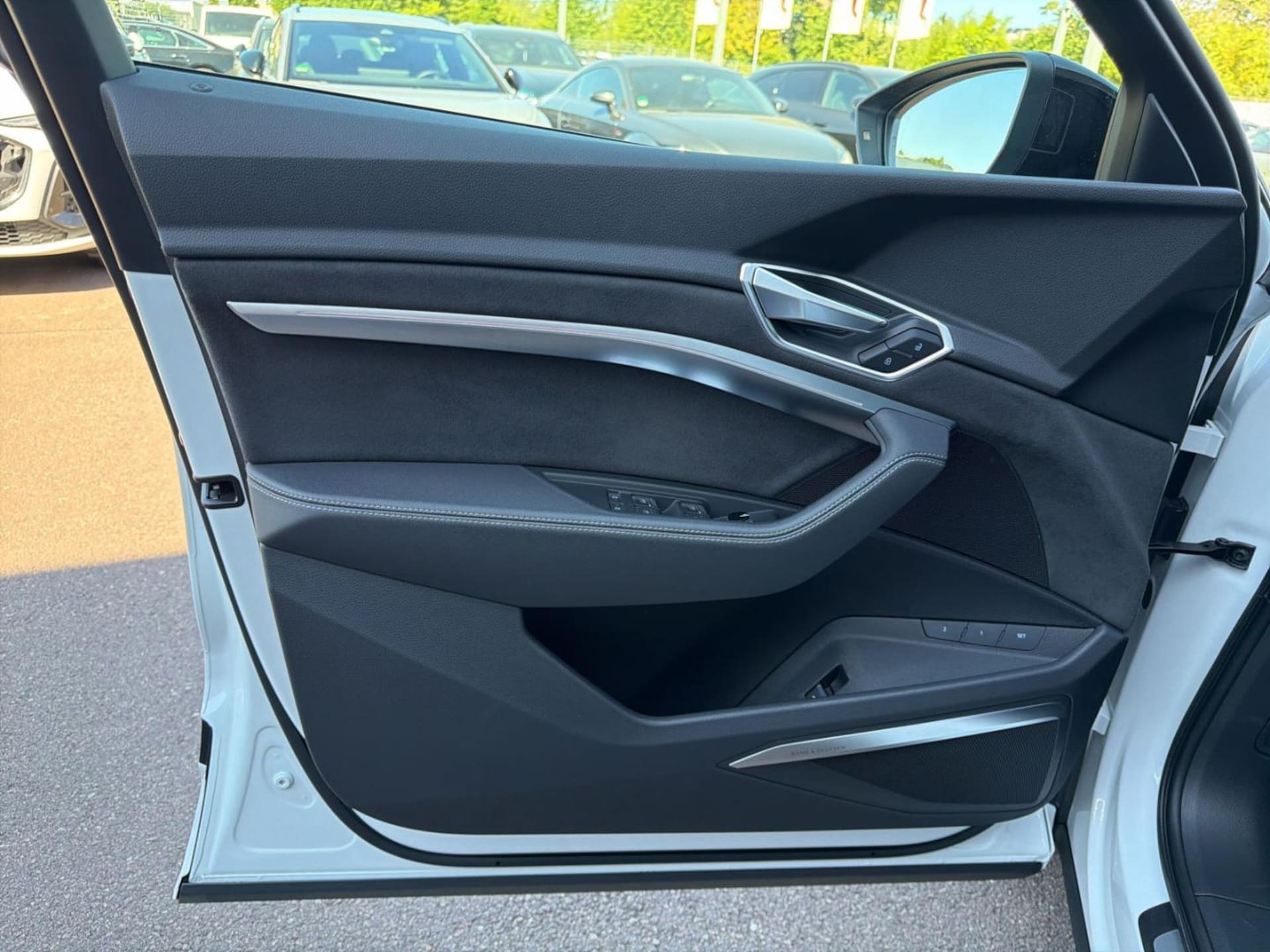 Audi e-tron S