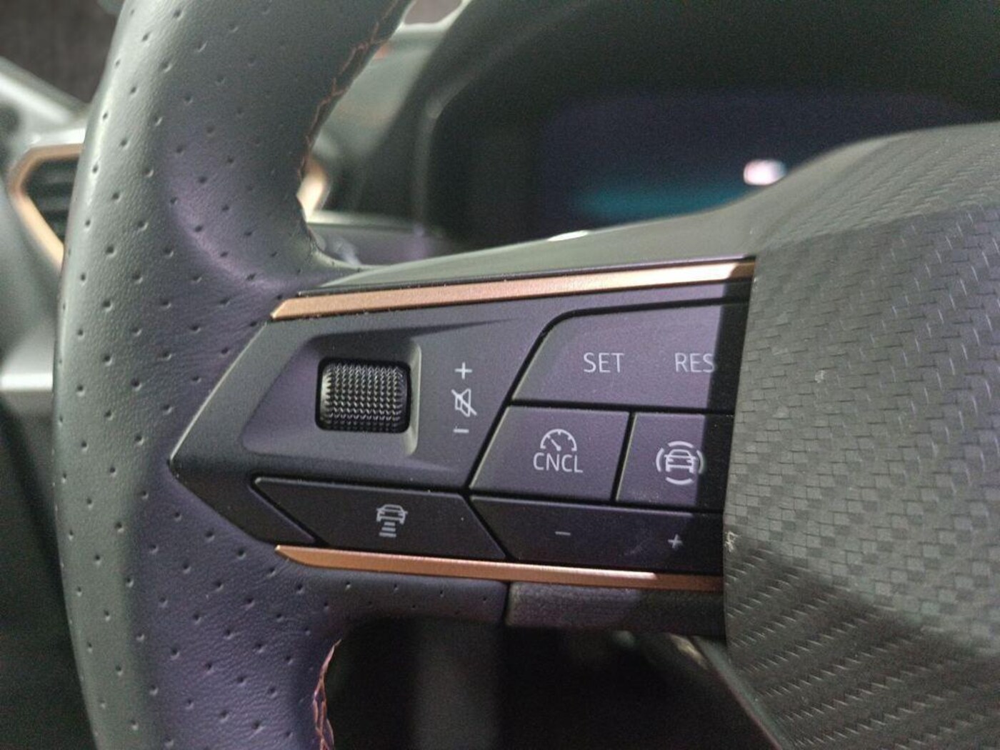 CUPRA Leon León 1.5 TSI 110 kW (150 CV) — photo 9