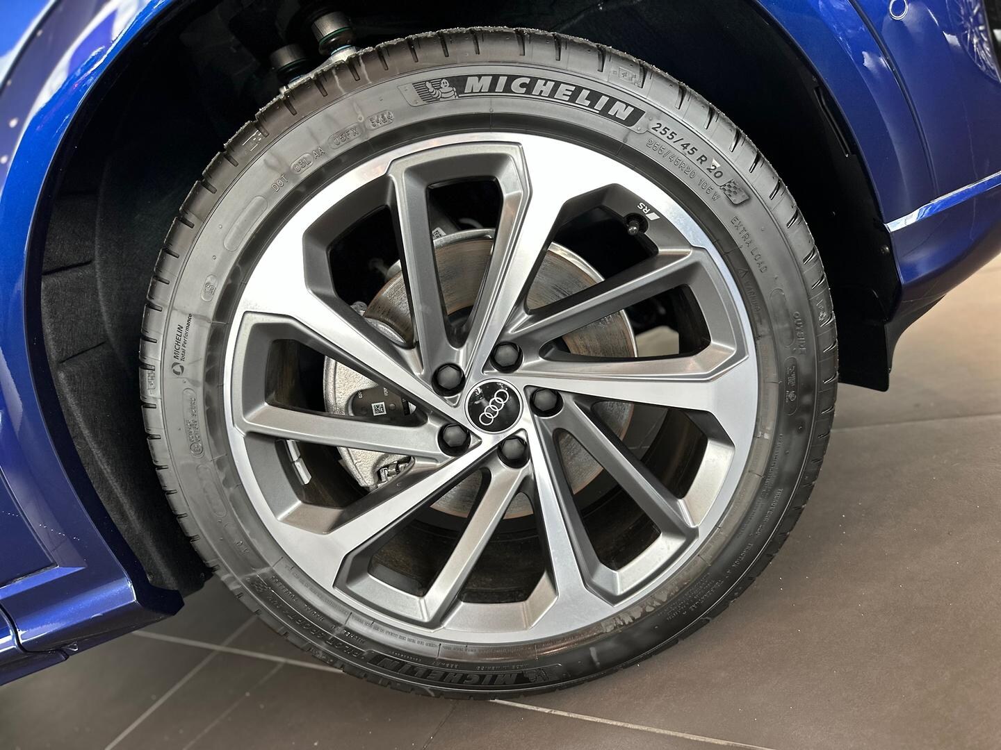 Image about Audi Q5 SUV TFSI 150 kW