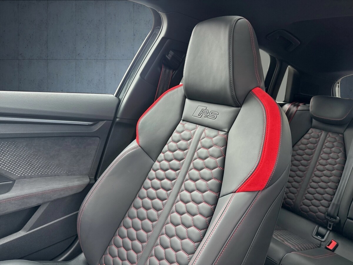 Image about Audi RS 3 Sportback TFSI quattro S tronic