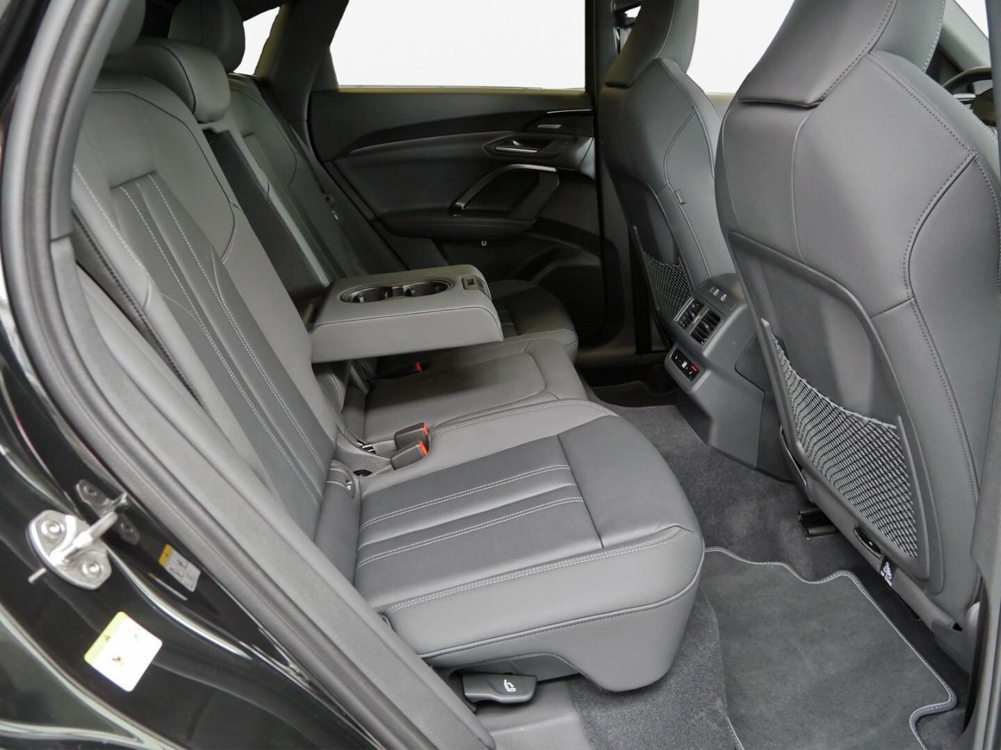 Bild über Audi Q5 Sportback TDI quattro 150 kW S tronic - für weitere Informationen kontaktieren Sie den Audi Partner