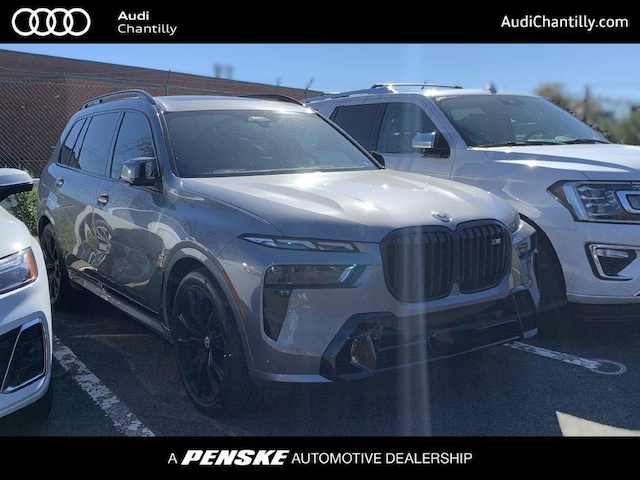 2023 BMW X7