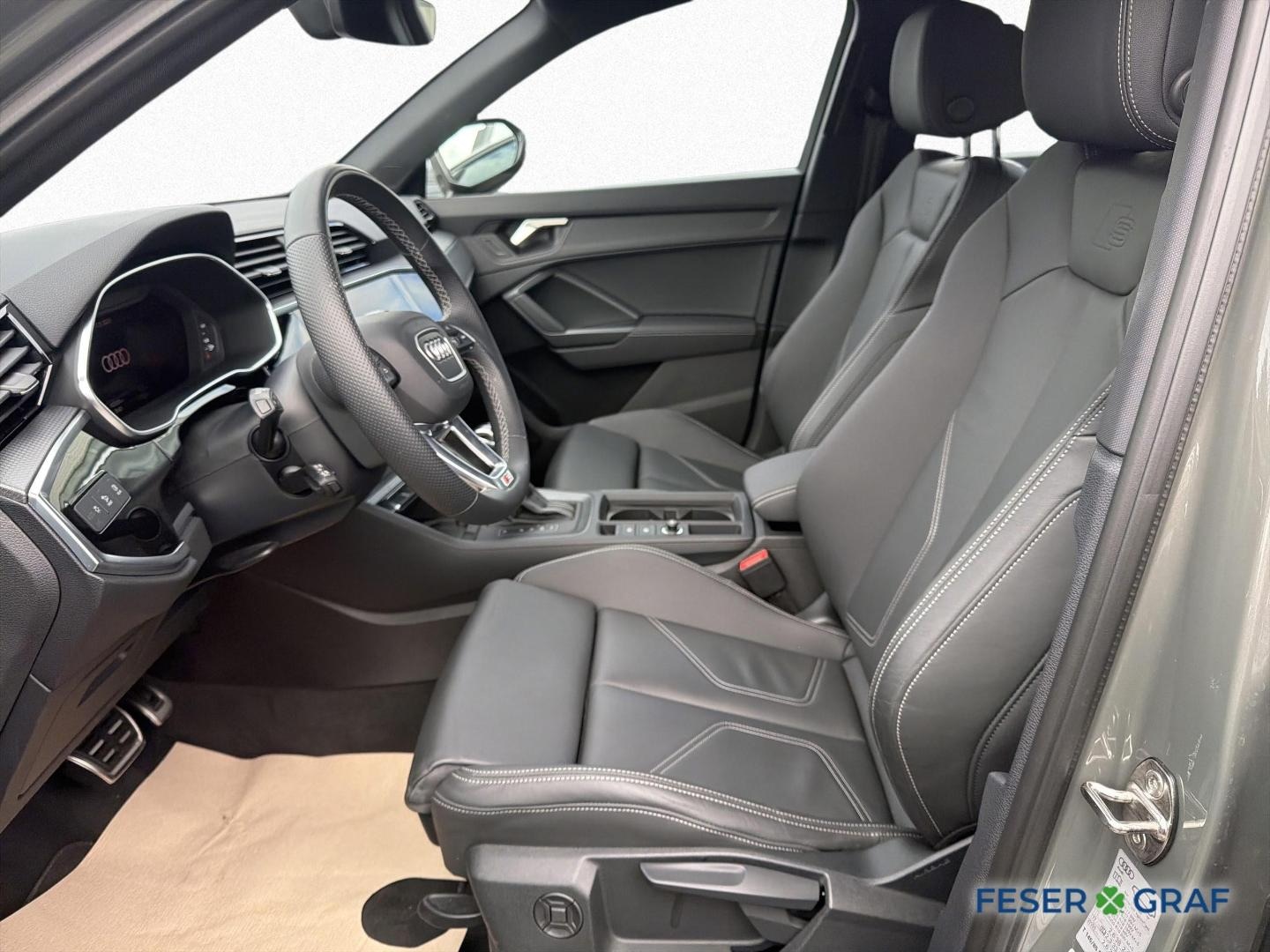 Bild über Audi Q3 35 TDI S tronic - für weitere Informationen kontaktieren Sie den Audi Partner