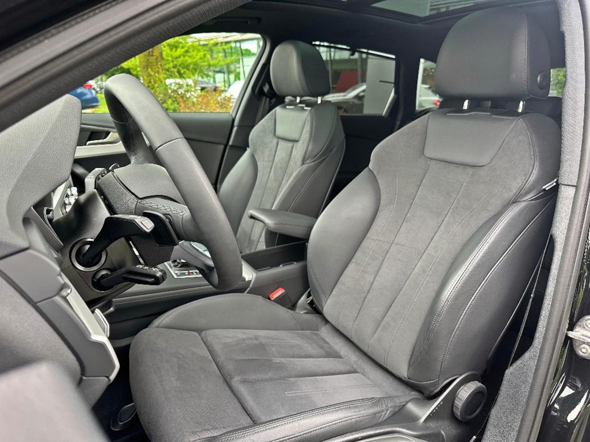 Audi A4 Avant S line