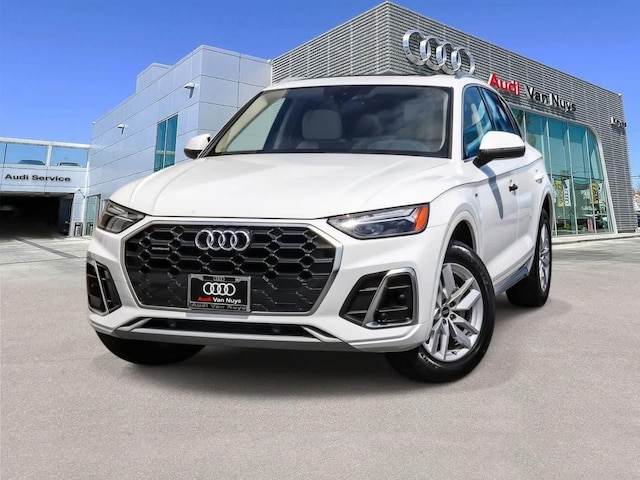 Photo of 2023 Audi Q5