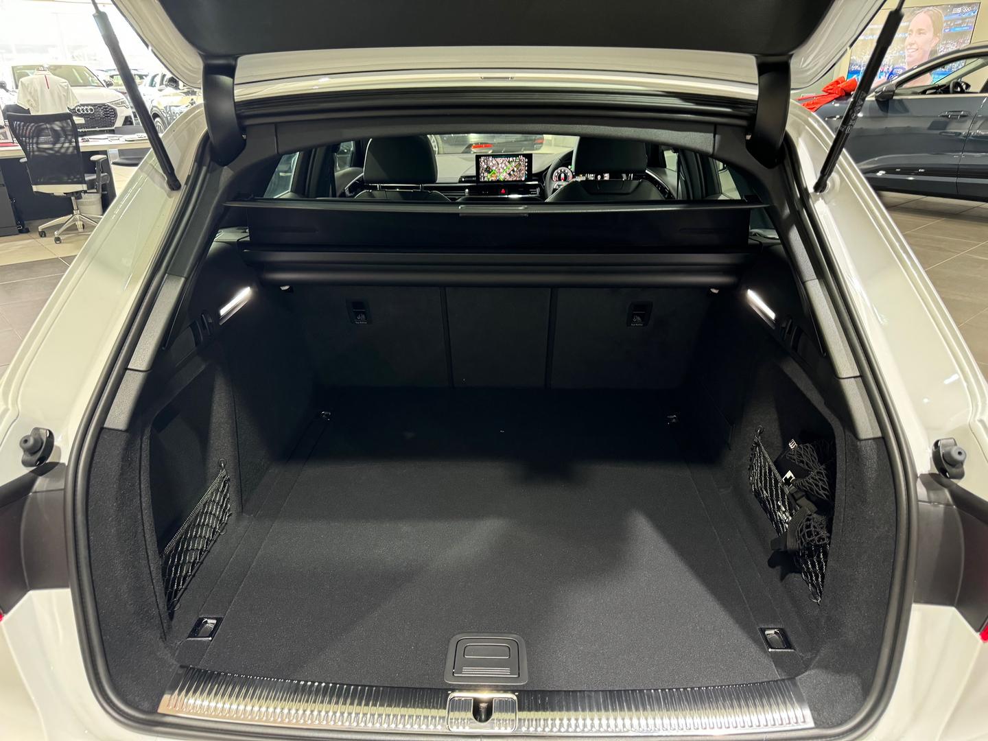 Image about Audi A4 Avant 45 TFSI quattro S line 183 kW S tronic