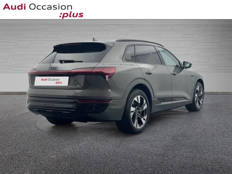 Image about Audi Q8 e-tron Avus 55 e-tron quattro 300,00 kW