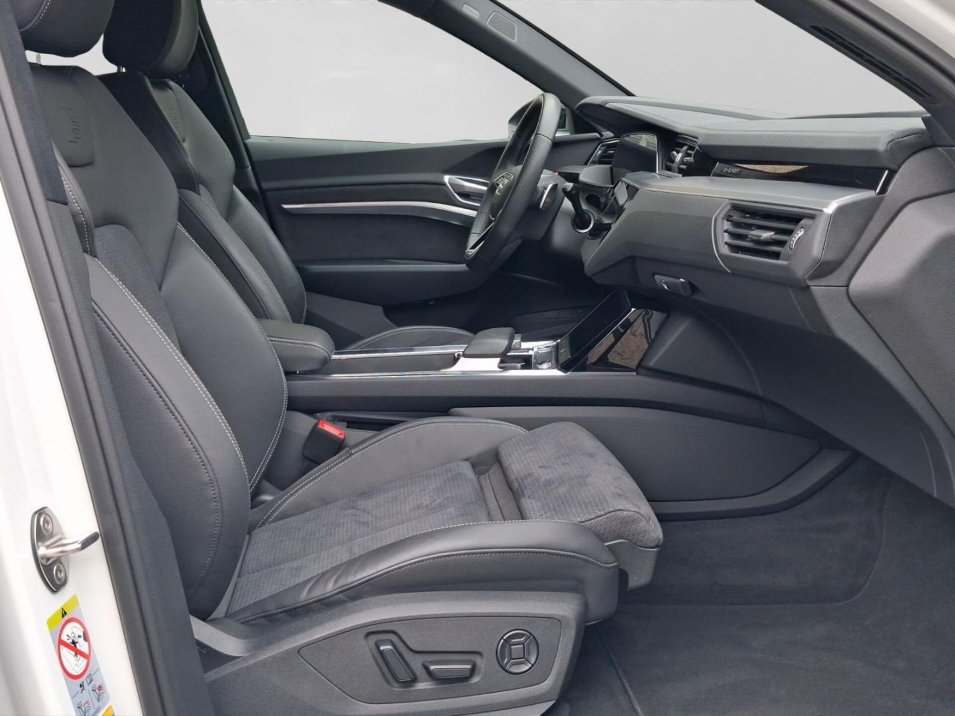 Audi e-tron S