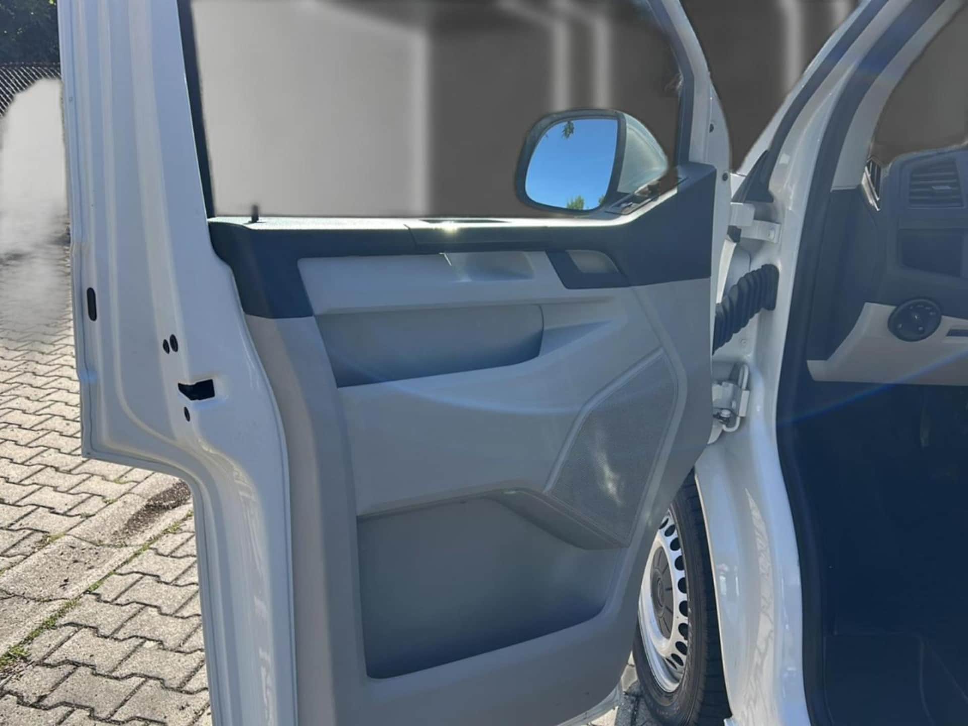 Volkswagen T6 Transporter Kasten langer Radstand