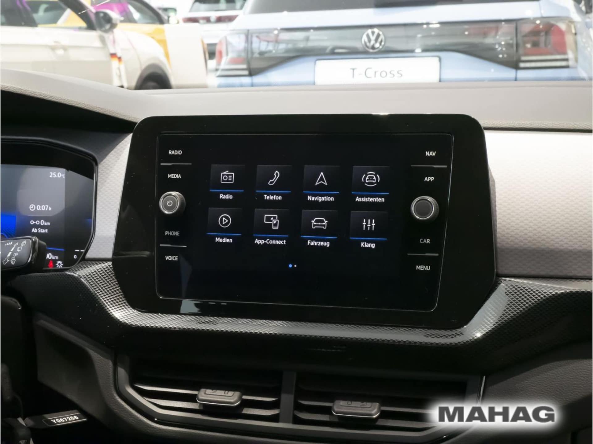 Volkswagen T-Cross Life