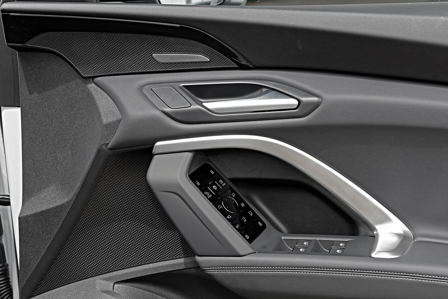 Image about Audi Q5 SUV TDI quattro 150 kW sport