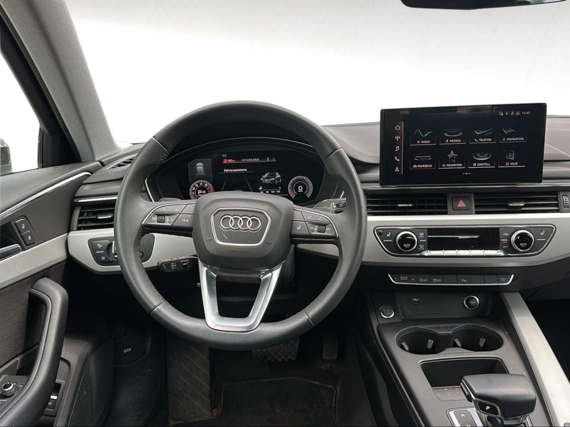 Audi A4 Avant S line