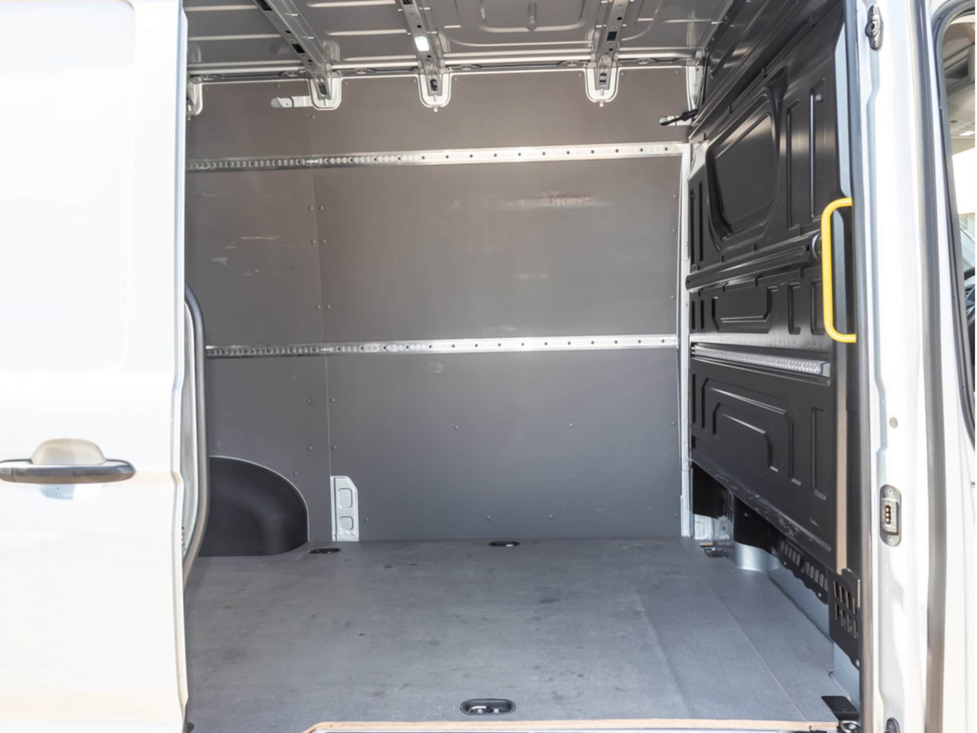 Volkswagen Crafter Kasten mittlerer Radstand