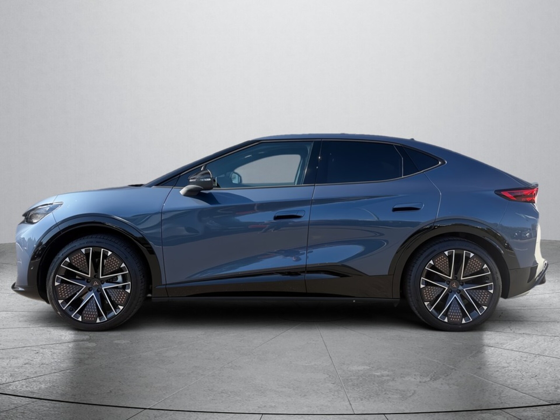 CUPRA Tavascan VZ