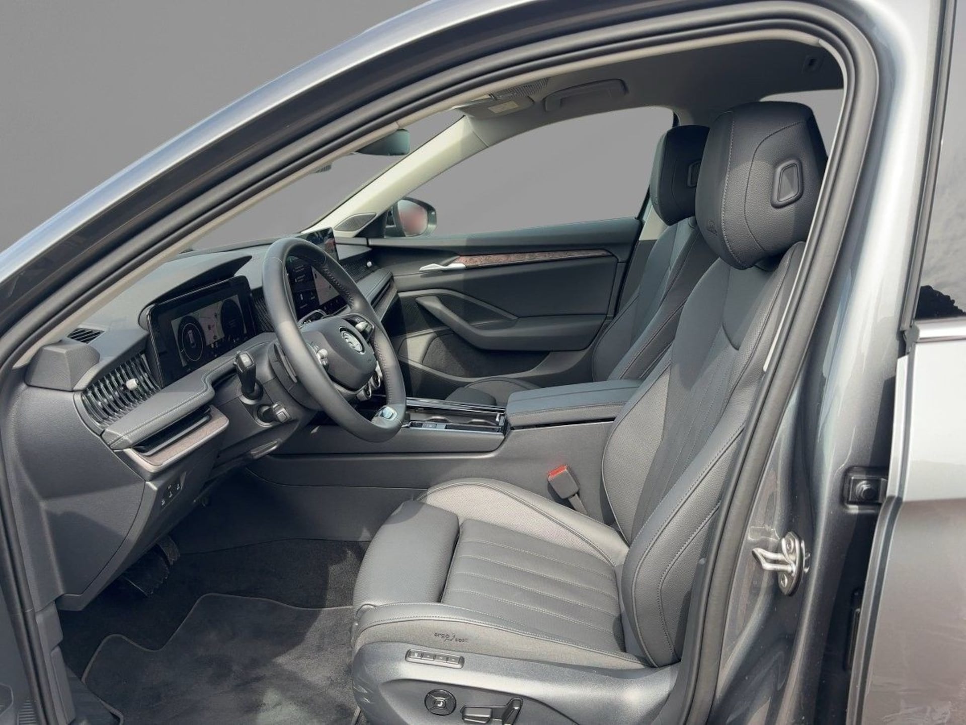 Skoda Superb Combi Laurin & Klement